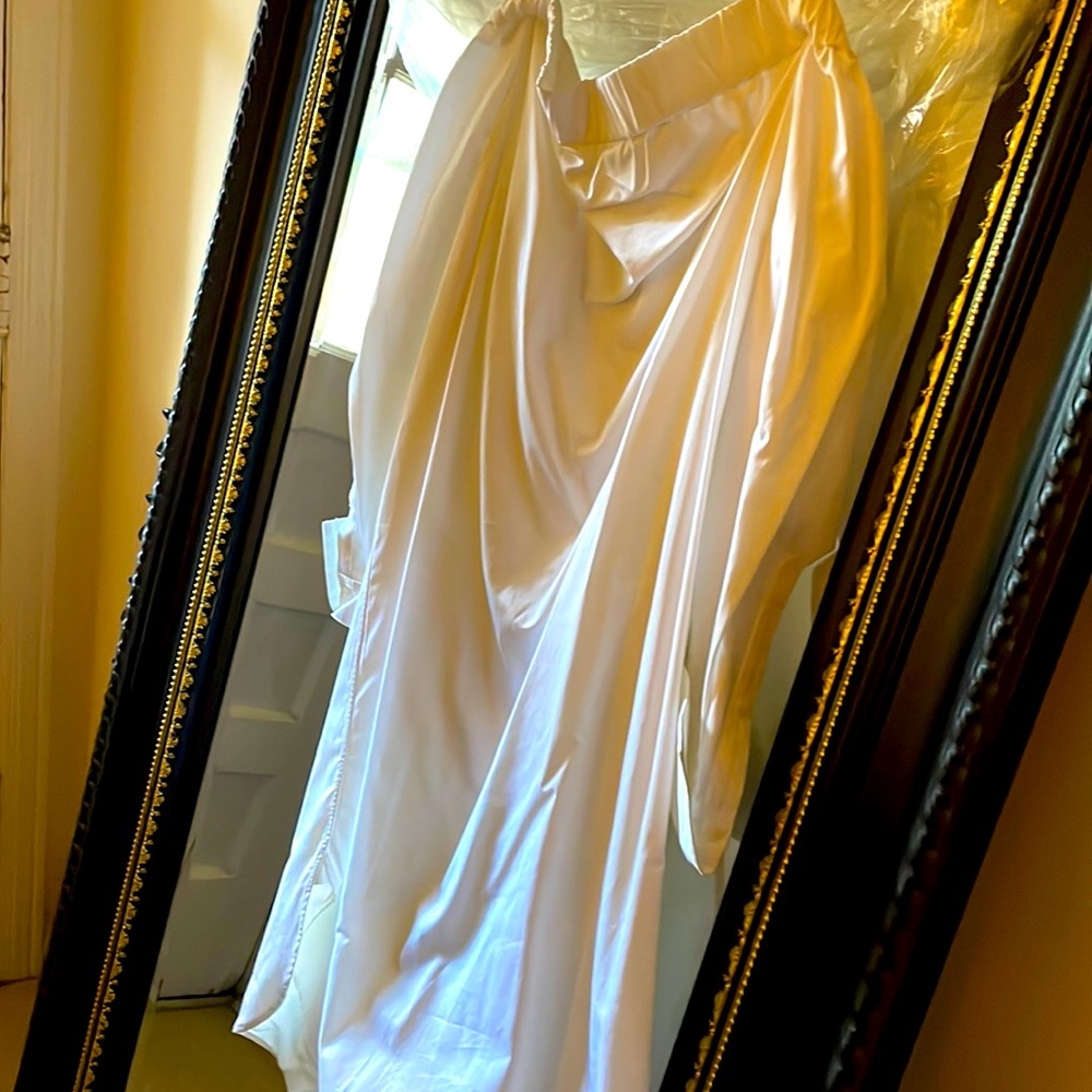 BRAND NEW NEVER WORN Rag and Bone white off the shoulder long sleeve